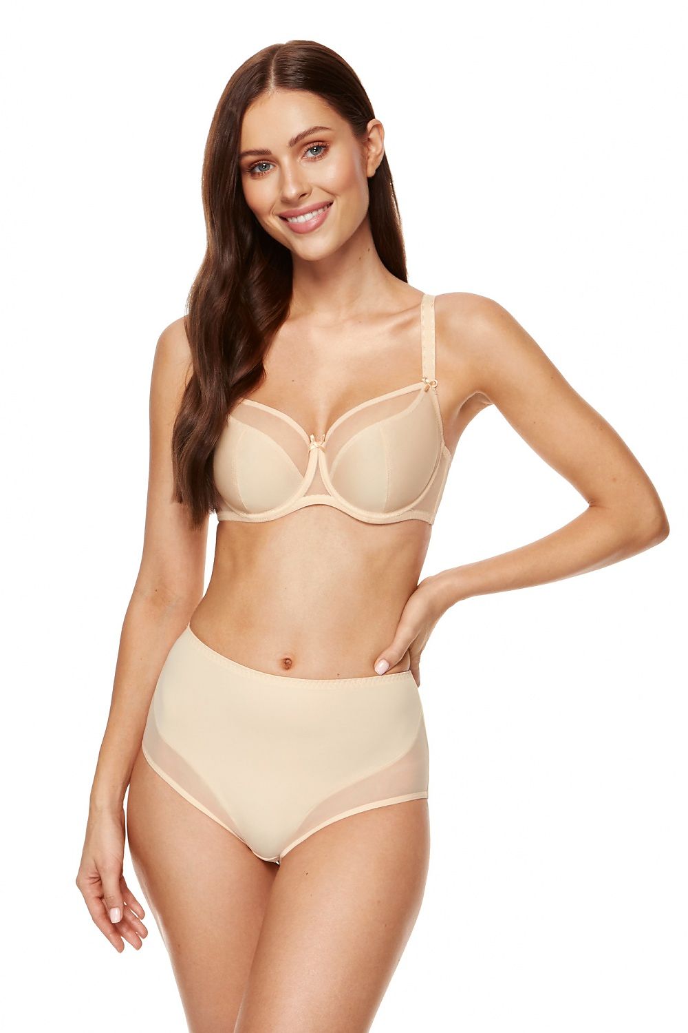 Soutien-gorge balconnet renforcé invisible beige, design épuré et confortable pour une silhouette discrète.